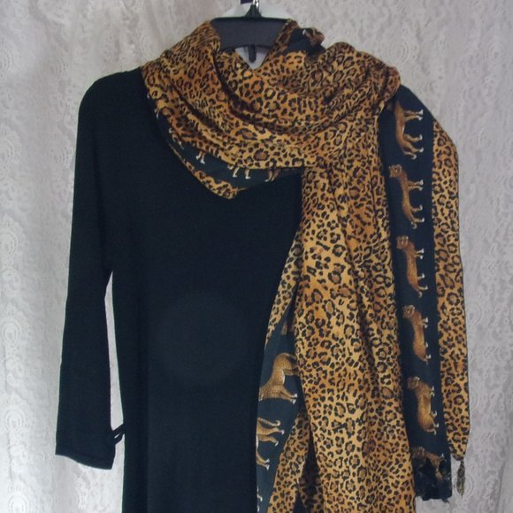 Oversize Scarf/wrap/cover-up Jungle Print Leopard on Black Background MWOT - Picture 1 of 5